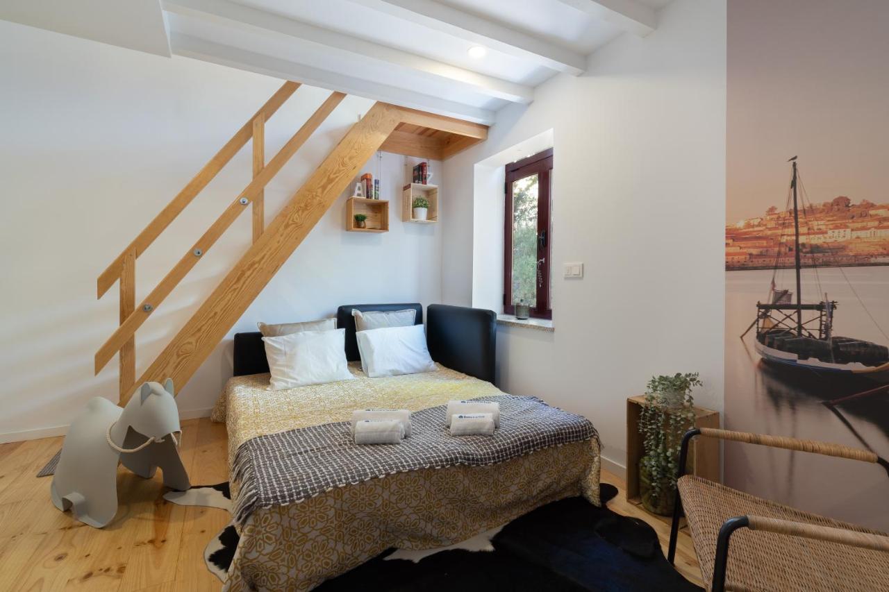 Sunny Bright Duplexes & Pool By Host Wise ヴィラ・ノヴァ・デ・ガイア エクステリア 写真