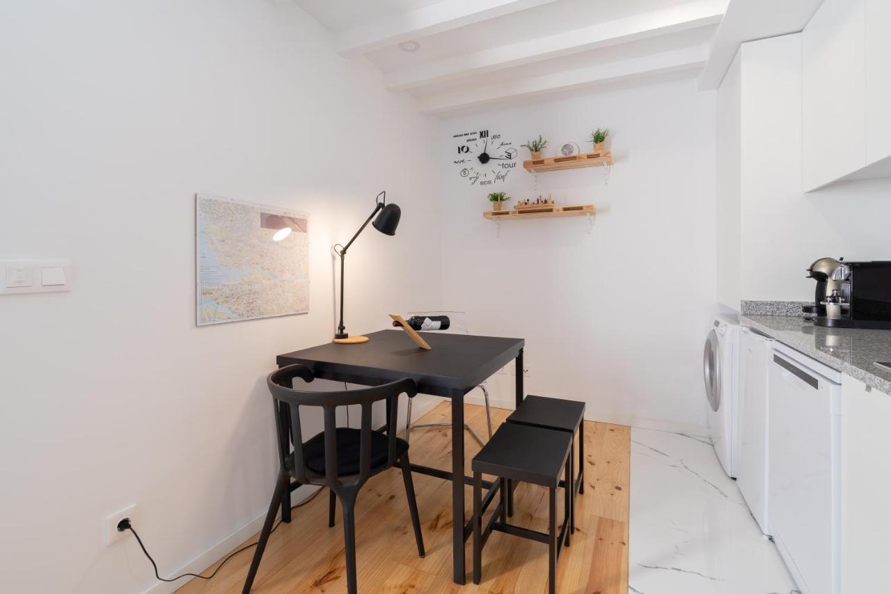 Sunny Bright Duplexes & Pool By Host Wise ヴィラ・ノヴァ・デ・ガイア エクステリア 写真