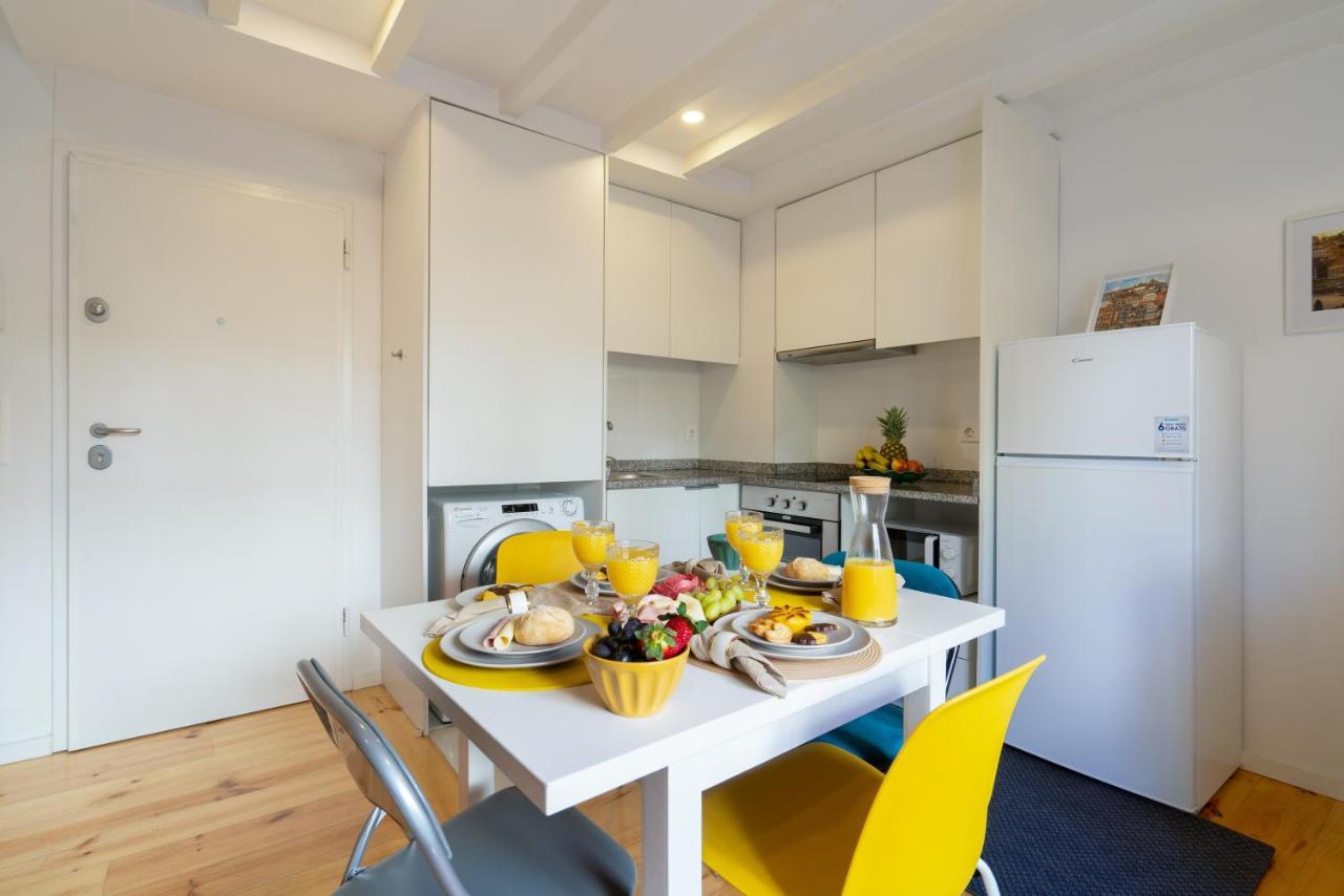 Sunny Bright Duplexes & Pool By Host Wise ヴィラ・ノヴァ・デ・ガイア エクステリア 写真